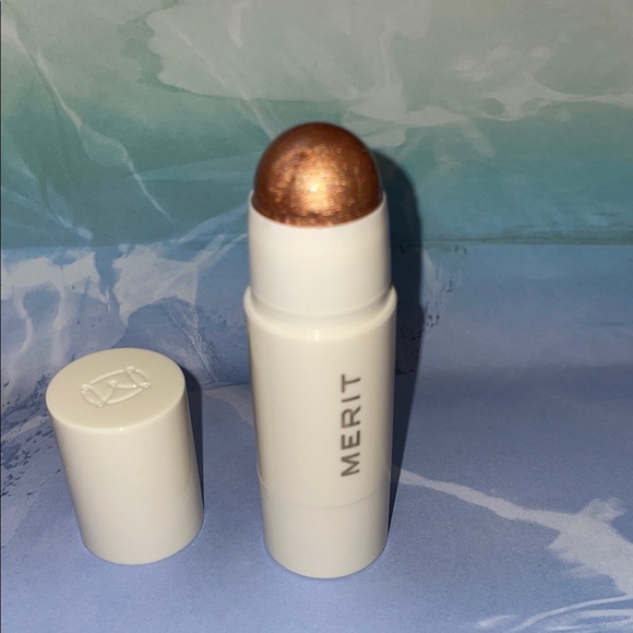 Merit Other - Merit New Day Glow Highlighting Balm SOLSTICE